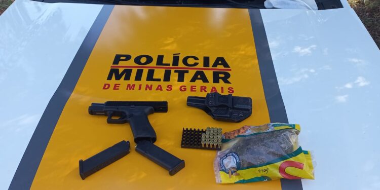 Homem é preso com pistola e maconha na MG-050