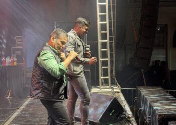 Segunda noite da Festa do Café reúne grande público e mantém clima de celebração em Conceição da Aparecida