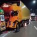VÍDEO: Batida entre duas carretas provoca congestionamento de 6 km na Fernão Dias