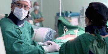 Santa Casa de Alfenas recebe Missão LAPS e promove atendimento a pacientes com dor crônica