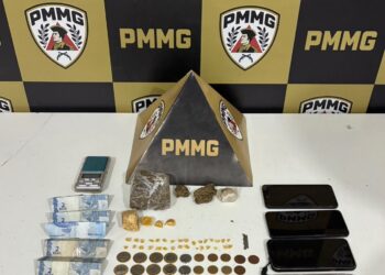 Ação da Polícia Militar termina com dois presos e um adolescente apreendido por tráfico de drogas