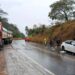 Colisão entre carro e carreta deixa dois mortos na BR-354
