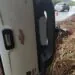 Motorista perde o controle e capota caminhonete na BR-459
