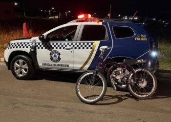 Bicicleta motorizada é apreendida após perseguição da Guarda Municipal em Guaxupé