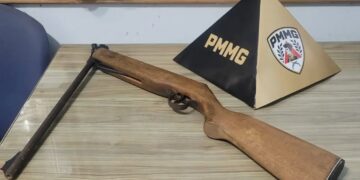 Homem é preso após espalhar medo e ameaçar moradores com espingarda de pressão em Alfenas