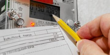 FIEMG alerta para risco de aumento expressivo na conta de energia em 2027 