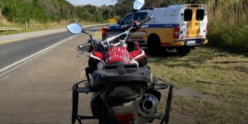 PM Rodoviária recupera moto furtada e prende suspeito na MG-050, em Piumhi