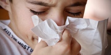 Casos de síndrome respiratória aguda avançam e pressionam hospitais no Sul de Minas
