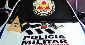 Operação da Polícia Militar prende três suspeitos e apreende arma de fogo em Alfenas