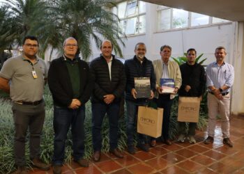 Embaixador do Paquistão visita a Cooxupé para fortalecer relações comerciais com o Brasil
