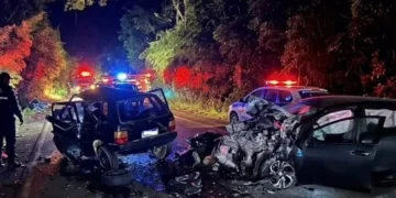 Família morre em acidente com quatro vítimas após colisão frontal na MG-111