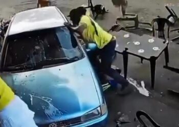 Adolescente é apreendido após atropelar grupo que assistia jogo do Brasil em bar no interior de MG