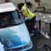 Adolescente é apreendido após atropelar grupo que assistia jogo do Brasil em bar no interior de MG