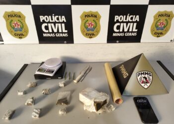 Pai e filha são presos por tráfico de drogas durante operação conjunta das polícias em Alpinópolis