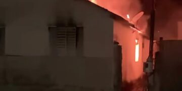 Incêndio destrói parte de residência em Boa Esperança; imóvel é interditado