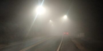 Neblina aumenta no Sul de Minas e reforça alerta para motoristas em rodovias da região