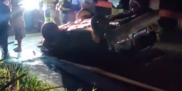 Carro capota na BR-265 entre Ilicínea e Boa Esperança e mobiliza equipes de resgate