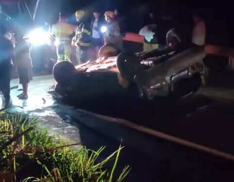 Carro capota na BR-265 entre Ilicínea e Boa Esperança e mobiliza equipes de resgate