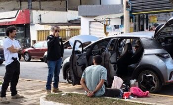 Polícia Civil apreende veículo elétrico com suspeita de clonagem e prende motorista em Três Pontas