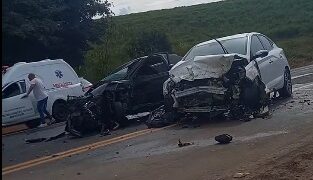 VÍDEO | Colisão na MGC-491 entre Alfenas e Areado deixa uma vítima fatal e provoca lentidão no trânsito