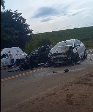VÍDEO | Colisão na MGC-491 entre Alfenas e Areado deixa uma vítima fatal e provoca lentidão no trânsito