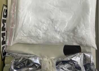 PM apreende adolescente e encontra grande quantidade de drogas em apartamento de Passos
