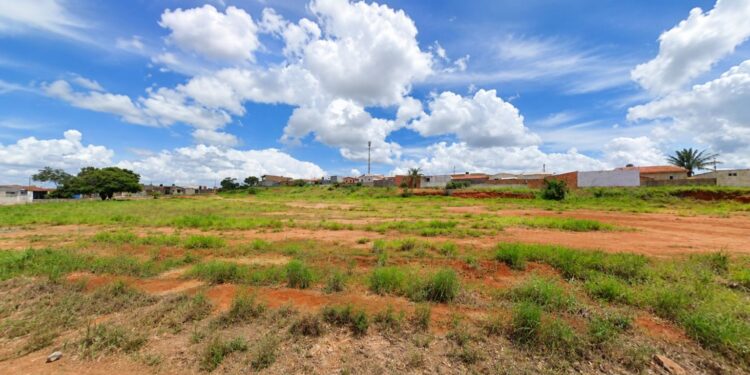 Carmo do Rio Claro planeja construção de complexo com nova escola, creche e espaços de convivência
