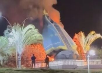 VÍDEO | Incêndio destrói imagem de Nossa Senhora Aparecida