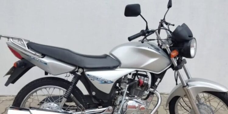 Motocicleta é furtada enquanto proprietário trabalhava em lavoura na zona rural de Juruaia (MG)