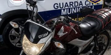 Guarda Municipal recupera motocicleta furtada e apreende adolescente por receptação em Passos