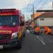 Gestante e criança ficam feridas em acidente entre carro e motocicleta no Centro de Alfenas