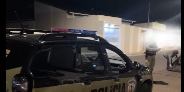 Adolescente de 15 anos é flagrado dirigindo carro após denúncia de direção perigosa em Conceição da Aparecida