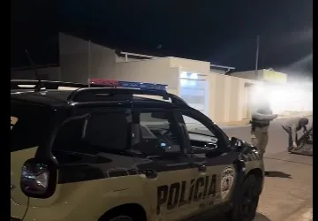 Adolescente de 15 anos é flagrado dirigindo carro após denúncia de direção perigosa em Conceição da Aparecida