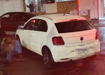 Pedestre é atropelado em cruzamento movimentado de Varginha e fica ferido