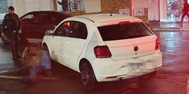 Pedestre é atropelado em cruzamento movimentado de Varginha e fica ferido
