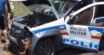 Viatura da Polícia Militar se envolve em acidente durante perseguição
