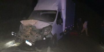 Colisão entre caminhonete e Fiat Strada é registrada na MG-179