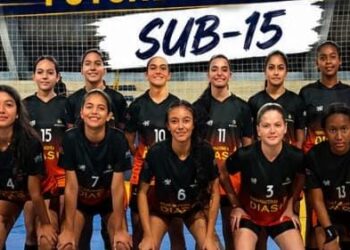 Alpinópolis é campeã da Liga RioPardense de Futsal Feminino na categoria Sub-15