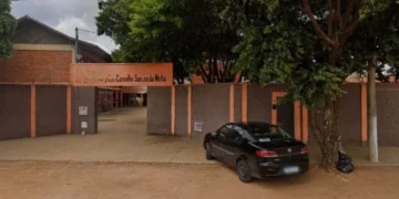 Grávida de 15 anos é apreendida suspeita de planejar a morte da própria mãe