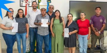 Assinatura oficializa novos nomes de ruas e praça em homenagem a carmelitanos