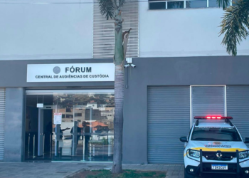 Justiça concede liberdade provisória a mulher investigada por simular o próprio sequestro