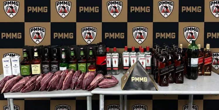 Dupla é presa após furtar bebidas e carnes de supermercado no Sul de Minas