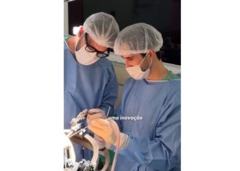 VÍDEO: Cirurgia de seis horas em Passos utiliza tecnologia avançada contra sintomas do Parkinson