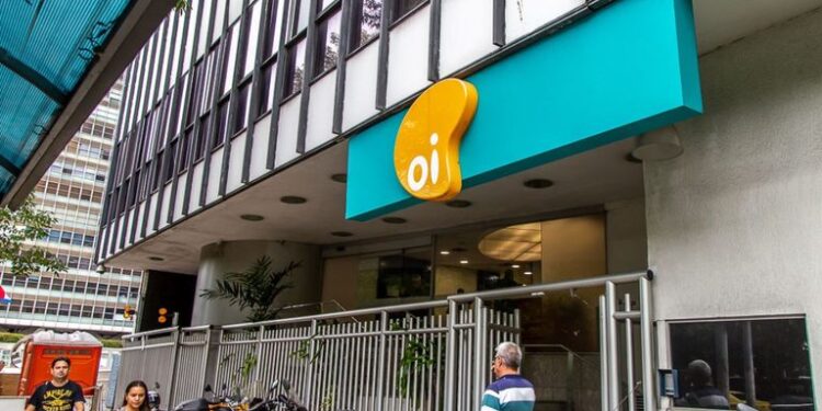 Justiça decreta novamente falência da Oi