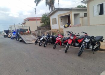 Motorista é preso após PMRv encontrar duas motocicletas com sinais identificadores adulterados na MG-184