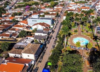 Prefeitura de Carmo do Rio Claro anuncia ponto facultativo após feriado municipal