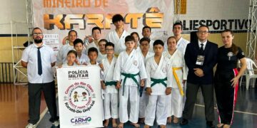 Projeto Lutando Juntos, de Carmo do Rio Claro, conquista 25 medalhas e troféu no Campeonato Mineiro de Karatê