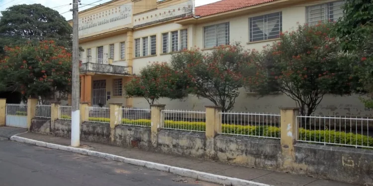 Escola Estadual Monsenhor Mário Araújo Guimarães está com inscrições abertas para Curso Técnico em Enfermagem