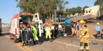 VÍDEO: Acidente envolvendo quatro veículos deixa duas pessoas feridas na MGC-491