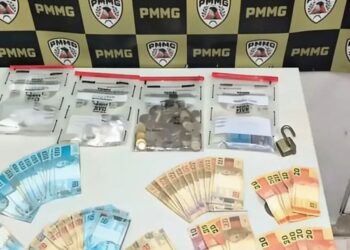 Homem é preso com cocaína e mais de R$ 4,5 mil durante operação no Sul de Minas